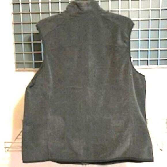 Fleece Hunting Vest . Size: 1X . Guide Series . Gander Mountain - Picture 3 of 4